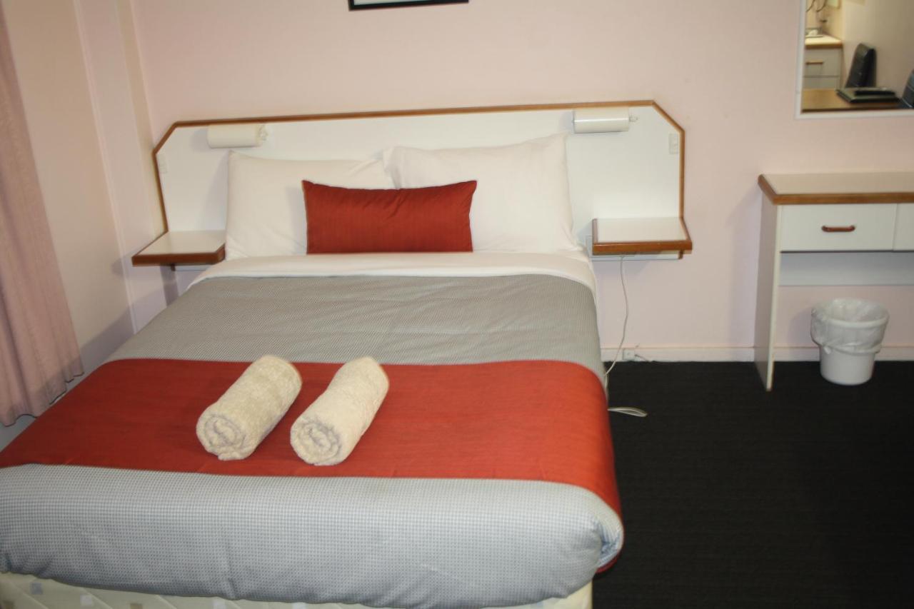 Bradman Motor Inn Cootamundra Esterno foto