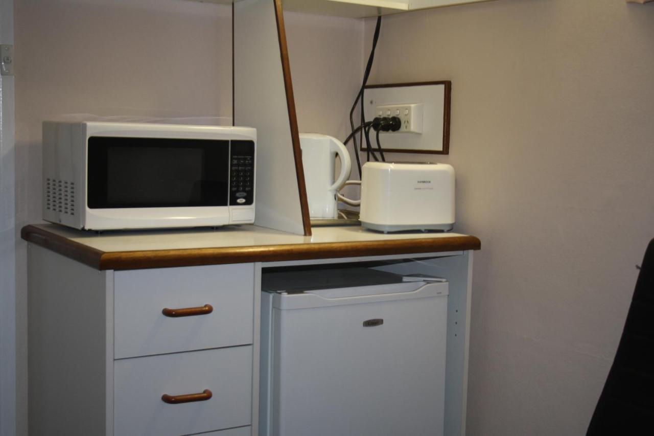 Bradman Motor Inn Cootamundra Esterno foto