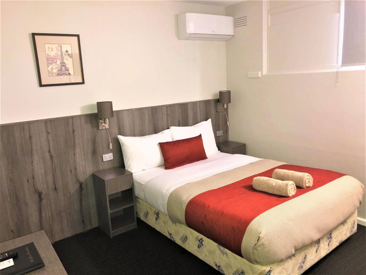 Bradman Motor Inn Cootamundra Esterno foto