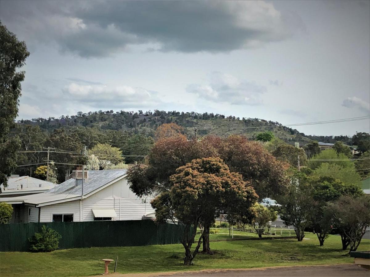 Bradman Motor Inn Cootamundra Esterno foto
