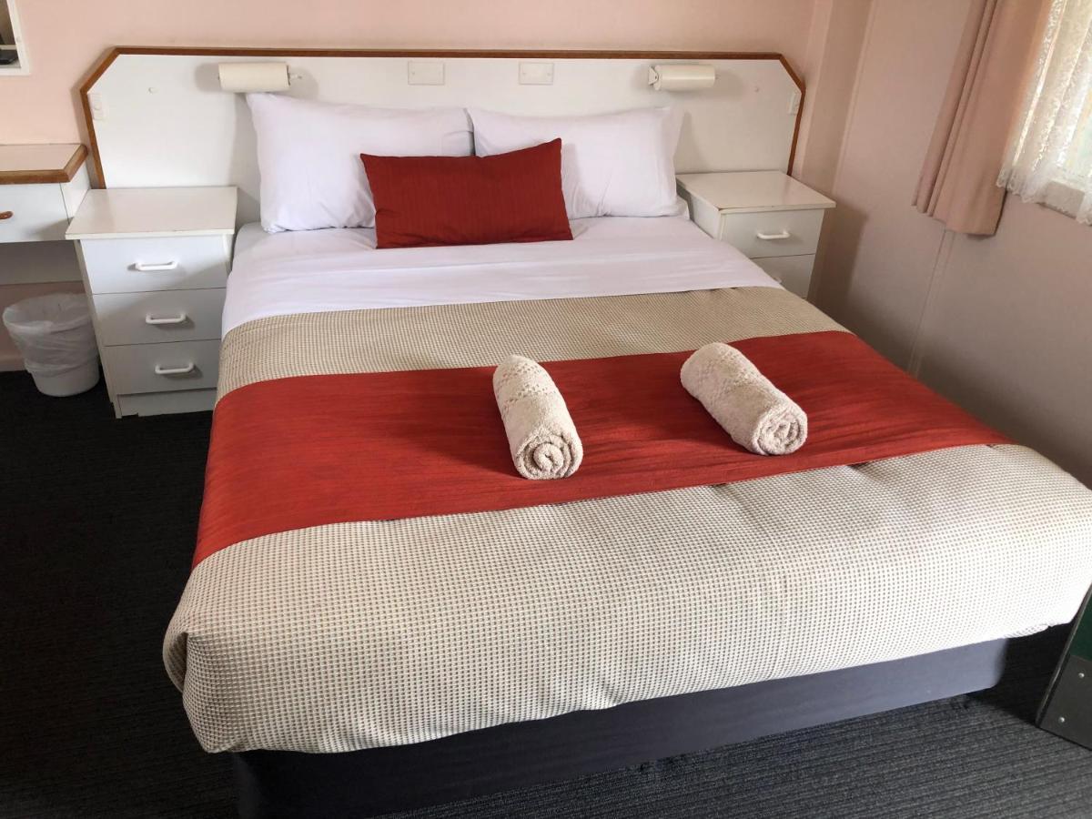 Bradman Motor Inn Cootamundra Esterno foto