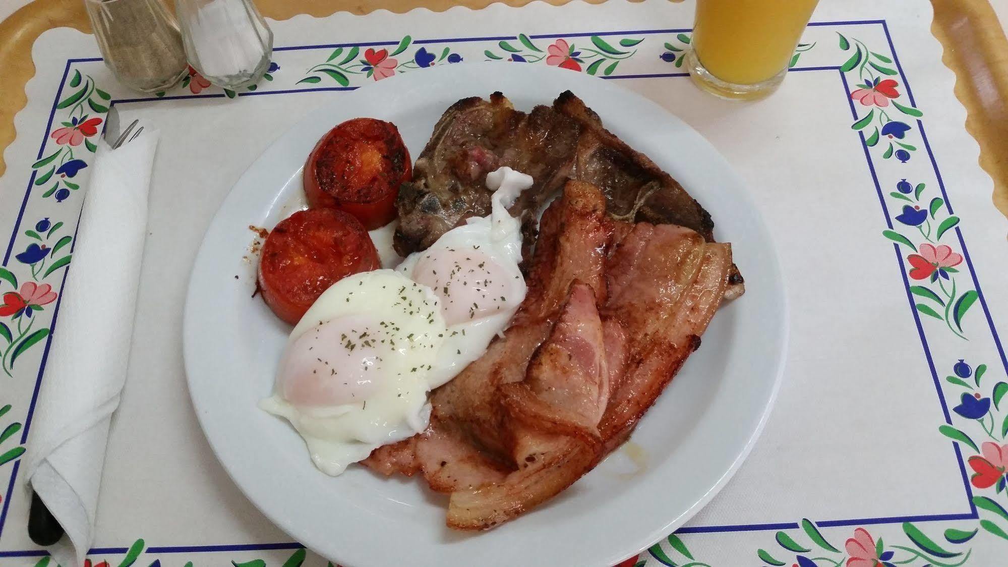 Bradman Motor Inn Cootamundra Esterno foto