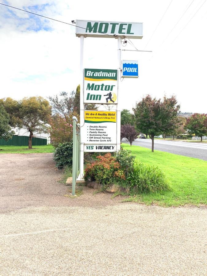 Bradman Motor Inn Cootamundra Esterno foto